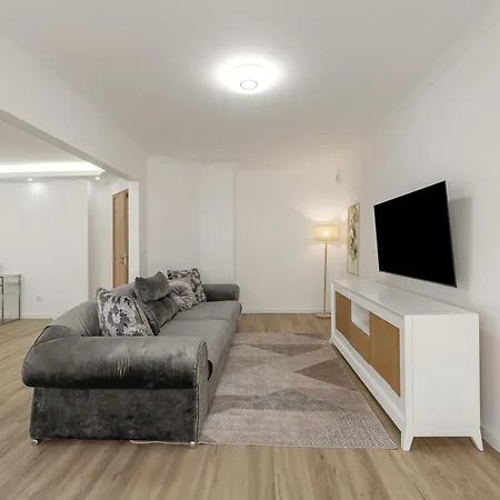 Villa Atlantic Coast Retreat *